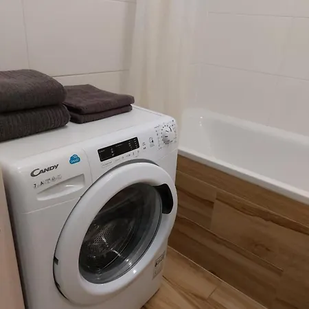 Apartman Mala Hora 1 Lägenhet *